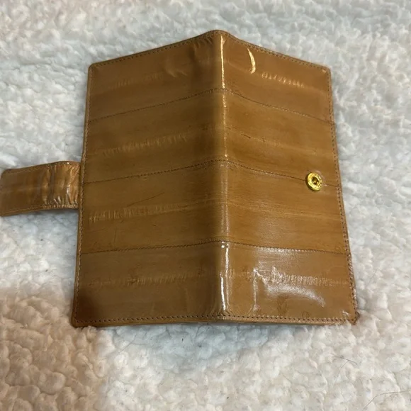 Genuine Eel Skin Wallet - Picture 2 of 5